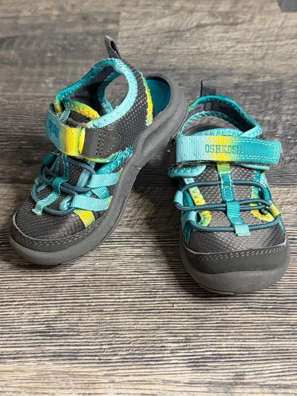 OshKosh B’gosh Toddler Water Sandals Size 6M Aqua Yellow Beach Shoes Gray